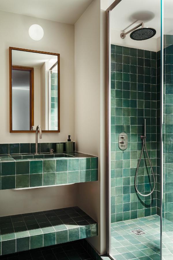 Edgar Suites - Bouchardon Paris Bagian luar foto